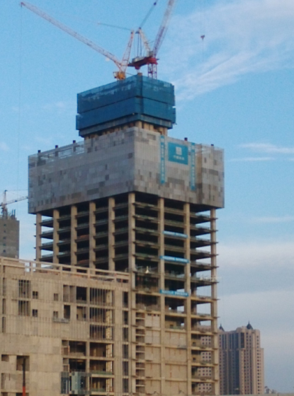 ��ɽ������B����ģ���Y(ji��)��(g��u)����243�ף�